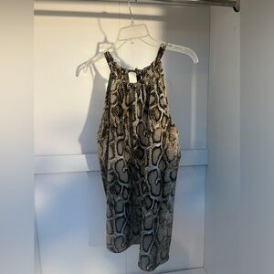 Boutique snake print flowy tank